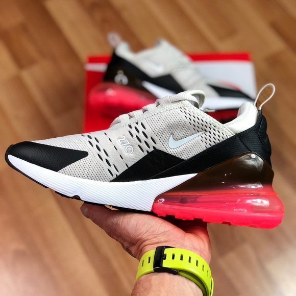 Nike Air Max 270 (943345-002) - Picture 2 of 4